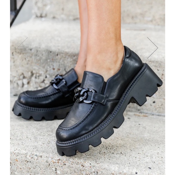 Black Chain Loafers New In The Box 90’s Inspired - Picture 1 of 4